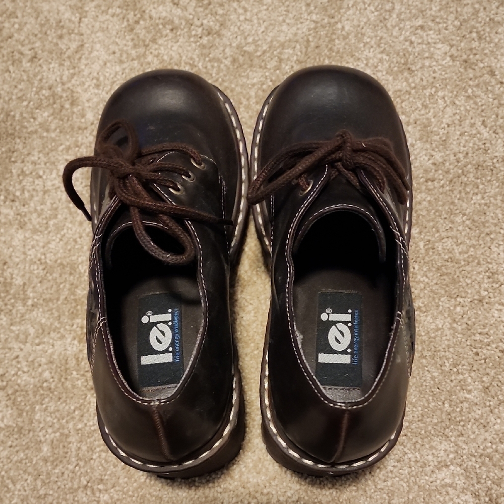 LEI Brown Dress Shoes Classic Design